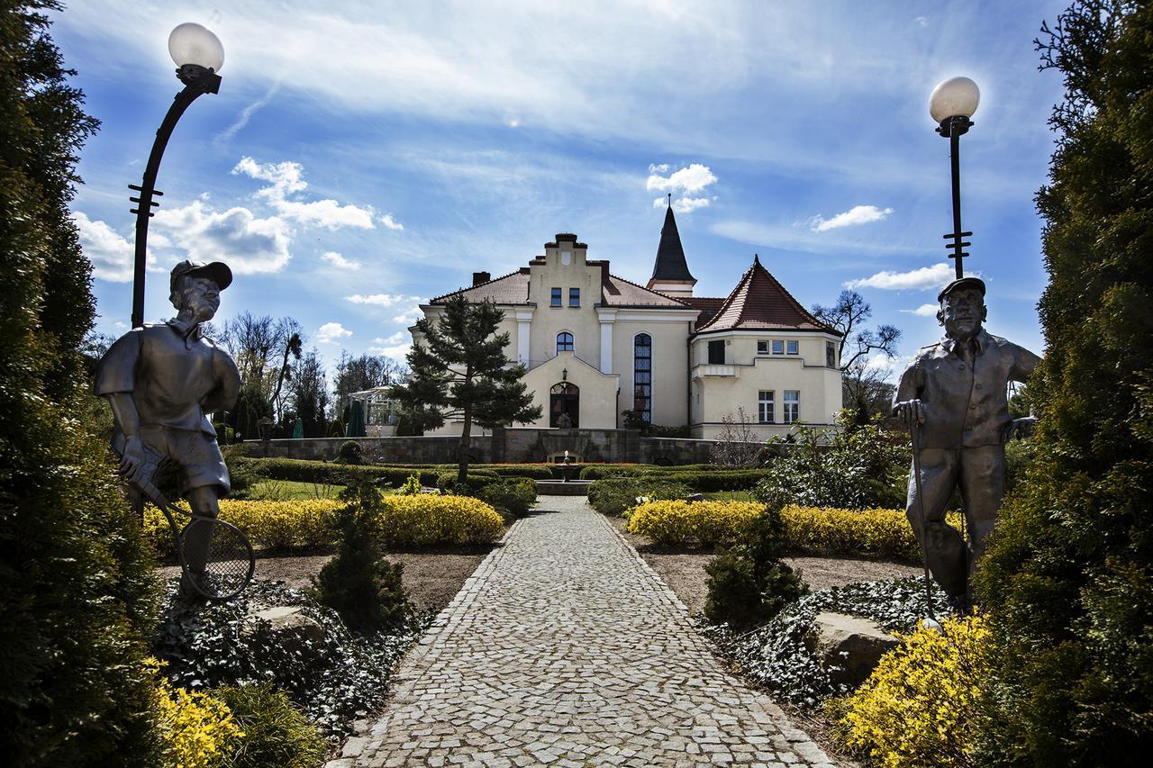 Palac Brzezno Spa & Golf Oborniki Slaskie Екстер'єр фото